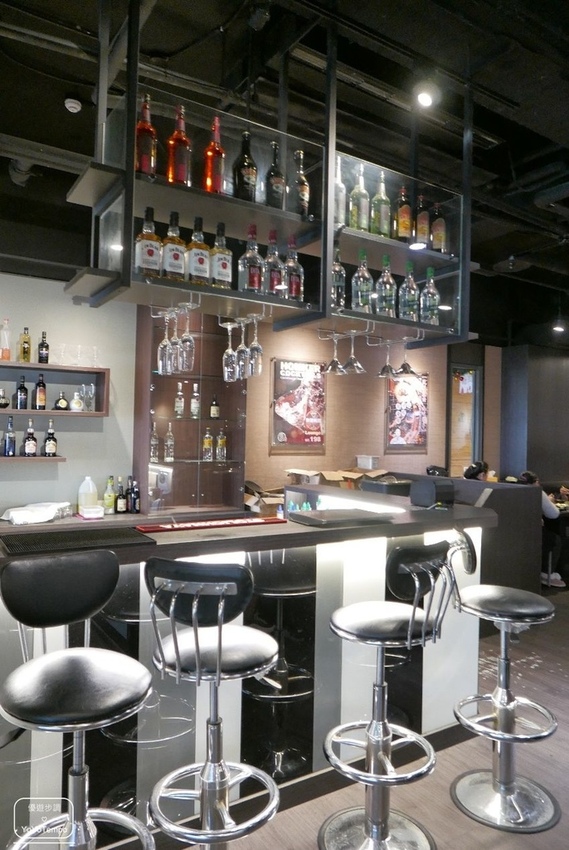 【台中】好客燒烤台中老虎城- 海鮮炭火燒肉吃到飽｜新鮮食材與調酒，應有盡有_YoYoTempo優遊步調_image011.jpg