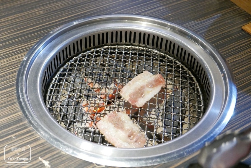 【台中】好客燒烤台中老虎城- 海鮮炭火燒肉吃到飽｜新鮮食材與調酒，應有盡有_YoYoTempo優遊步調_image035.jpg