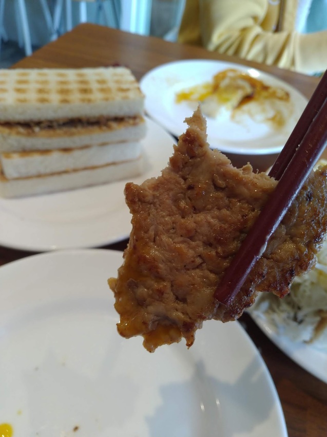 【行天宮美食】真芳-招牌三明治/手工古早味蛋餅/紅茶牛奶|台北推薦平價早午餐