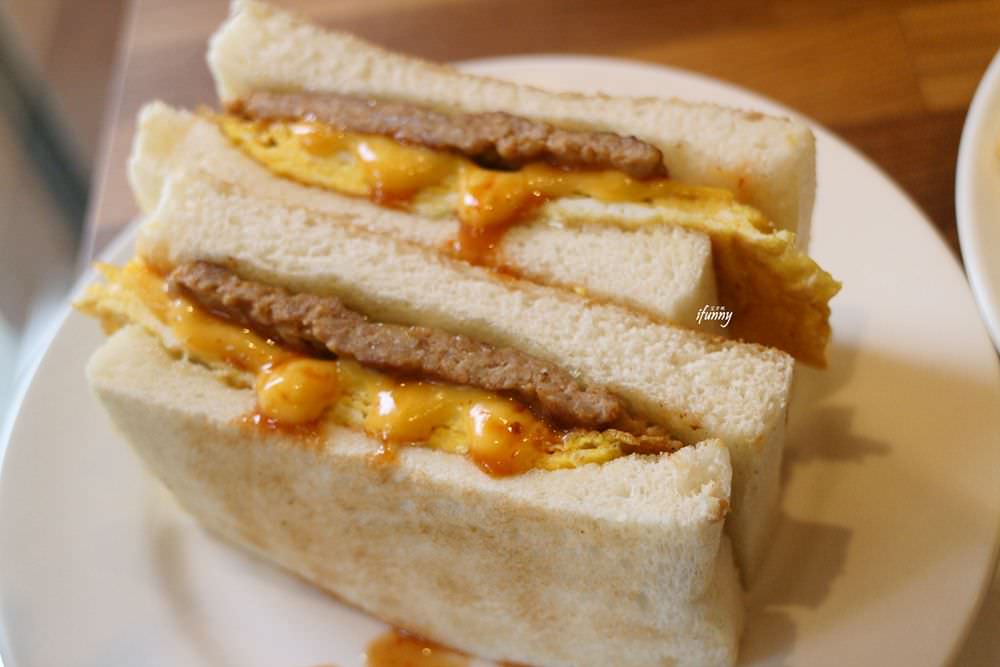 [行天宮站]真芳-碳烤吐司/紅茶牛奶 民生店 古早味粉漿蛋餅 - ifunny 艾方妮的遊樂場