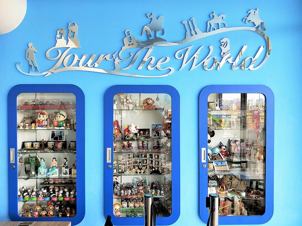 7-11松豪門市：【台中市景點】7-11松豪門市~狗機長環遊全世界的圓夢之旅