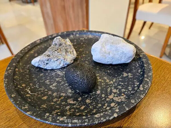 【住。金瓜石】大雨中的金瓜石來場與自己的緩慢對話–緩慢 金瓜