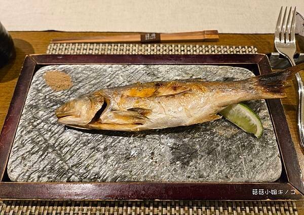 【住。金瓜石】大雨中的金瓜石來場與自己的緩慢對話–緩慢 金瓜