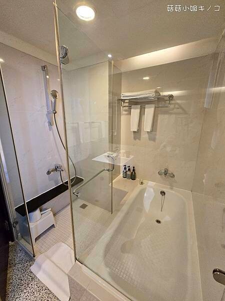 【住。金瓜石】大雨中的金瓜石來場與自己的緩慢對話–緩慢 金瓜