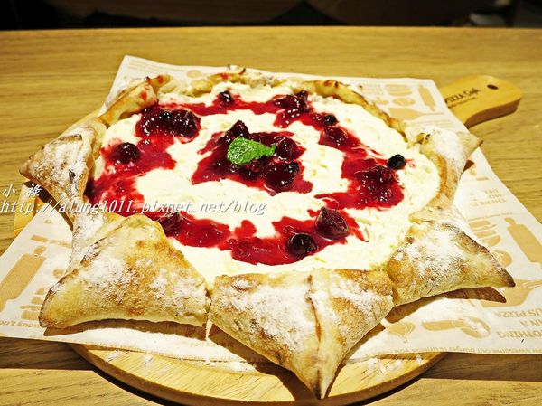 堤諾比薩 Tino's Pizza Café(高雄河堤店)：堤諾比薩 Tino's Pizza Café-高雄河堤店