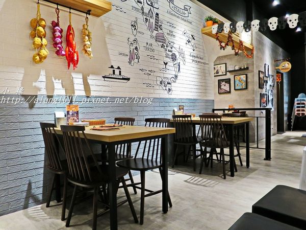 堤諾比薩 Tino's Pizza Café(高雄河堤店)：堤諾比薩 Tino's Pizza Café-高雄河堤店