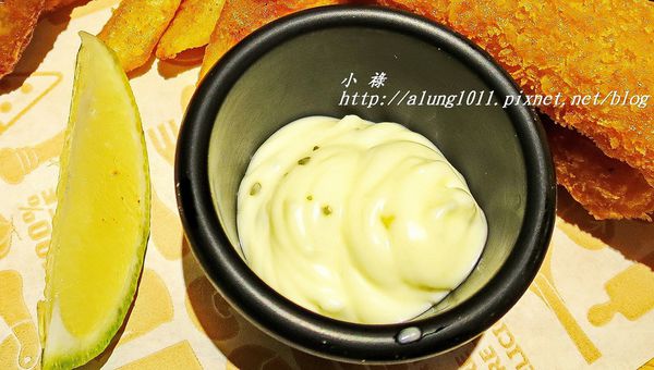 堤諾比薩 Tino's Pizza Café(高雄河堤店)：堤諾比薩 Tino's Pizza Café-高雄河堤店