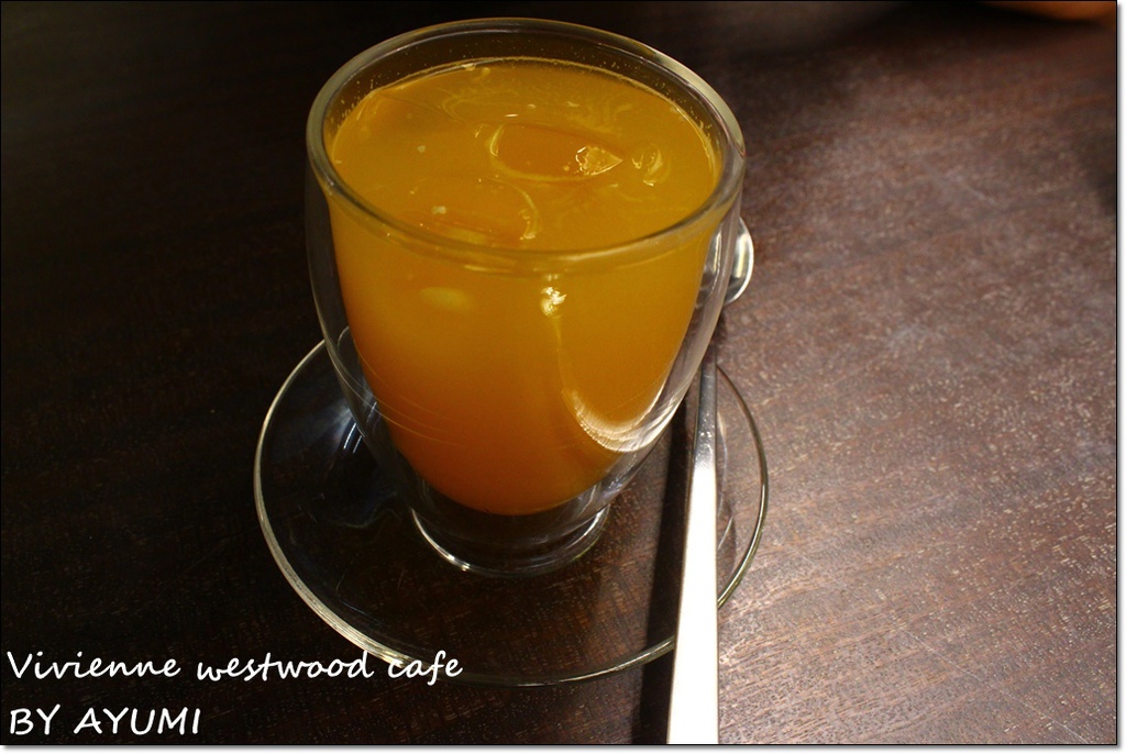 Vivienne westwood cafe：『愛評體驗團』►台北市大安區◄偶爾也來裝貴婦享受英式下午茶大安區♡Vivienne westwood cafe♡
