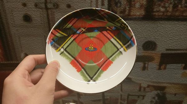 Vivienne westwood cafe:Vivienne westwood cafe-台北東區下午茶 知名英國品牌Vivienne westwood附設咖啡館 環境舒適、餐點美味 姊妹約會首選 (甜點/英倫風/輕食/忠孝敦化站