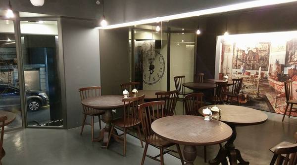 Vivienne westwood cafe:Vivienne westwood cafe-台北東區下午茶 知名英國品牌Vivienne westwood附設咖啡館 環境舒適、餐點美味 姊妹約會首選 (甜點/英倫風/輕食/忠孝敦化站