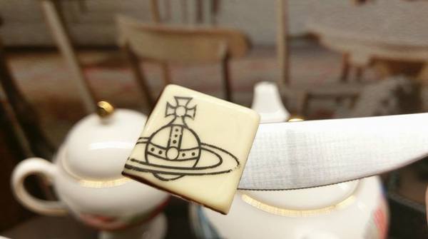 Vivienne westwood cafe:Vivienne westwood cafe-台北東區下午茶 知名英國品牌Vivienne westwood附設咖啡館 環境舒適、餐點美味 姊妹約會首選 (甜點/英倫風/輕食/忠孝敦化站