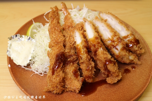 吉豚屋(中華店)：西門町小南門美食『吉豚屋-中華店』日本最大連鎖豬排店/萬華家樂福-桂林店/捷運西門站