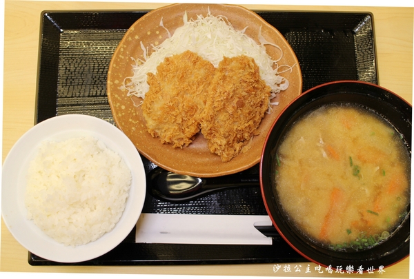 吉豚屋(中華店)：西門町小南門美食『吉豚屋-中華店』日本最大連鎖豬排店/萬華家樂福-桂林店/捷運西門站