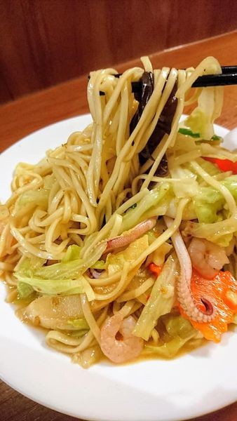 41356488_2048108448554167_1608838807132569600_n