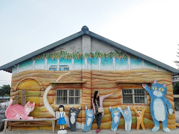 雲林西螺埤頭繪本公園：【雲林西螺景點】埤頭立體繪本公園~新景點報到，立體繪本公園「很久很久以前有一座三合院」，小場景快門按不停