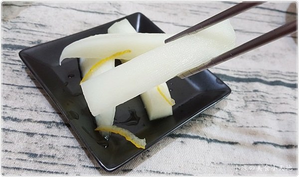 菜頭粿爺爺 - 竹蒸籠蘿蔔糕 / 芋頭糕 - 素食 Vegetarian Food：台中西屯』菜頭粿爺爺║蘿蔔糕也來爆料？ 真材實料傳統風味蘿蔔糕、南瓜、芋頭也來湊熱鬧？