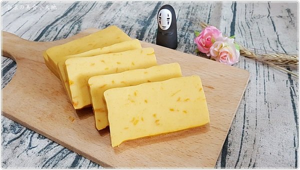 菜頭粿爺爺 - 竹蒸籠蘿蔔糕 / 芋頭糕 - 素食 Vegetarian Food：台中西屯』菜頭粿爺爺║蘿蔔糕也來爆料？ 真材實料傳統風味蘿蔔糕、南瓜、芋頭也來湊熱鬧？