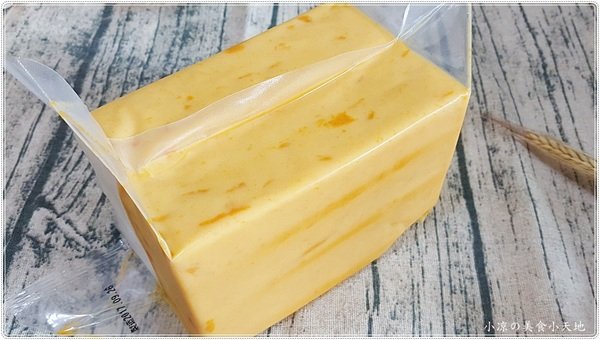 菜頭粿爺爺 - 竹蒸籠蘿蔔糕 / 芋頭糕 - 素食 Vegetarian Food：台中西屯』菜頭粿爺爺║蘿蔔糕也來爆料？ 真材實料傳統風味蘿蔔糕、南瓜、芋頭也來湊熱鬧？