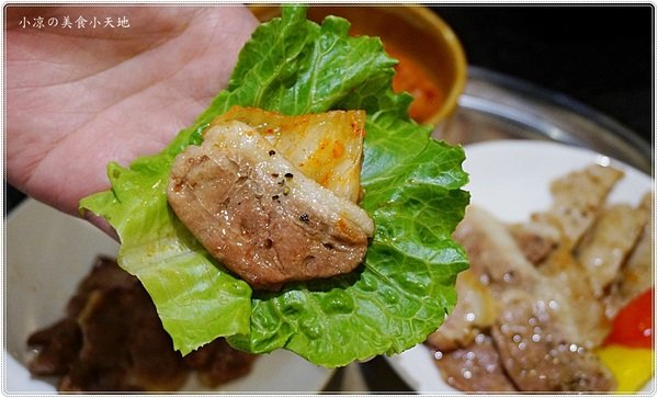 澄居烤物燒肉:台中。西區』澄居烤物燒肉║最新IG打卡美食。乾燥花燒肉餐廳,個人、雙人精緻燒肉套餐,女孩肯定會喜歡!