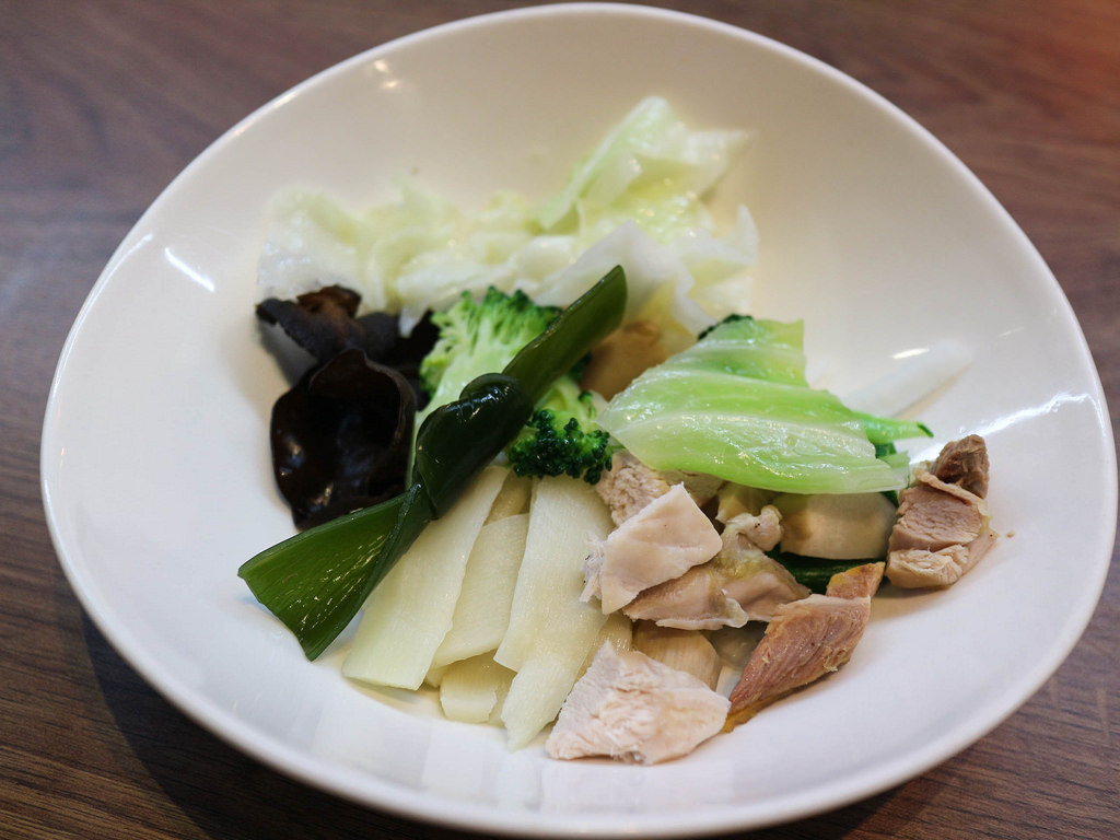 極雞密米苔目鹽水雞 (30)