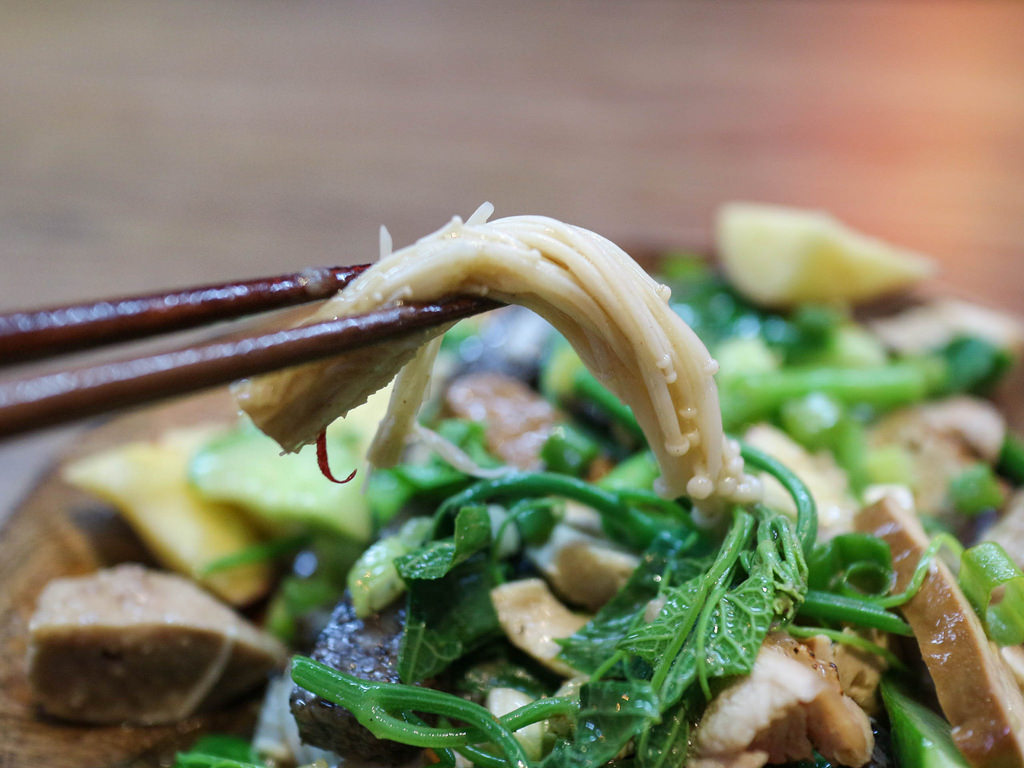 極雞密米苔目鹽水雞 (56)