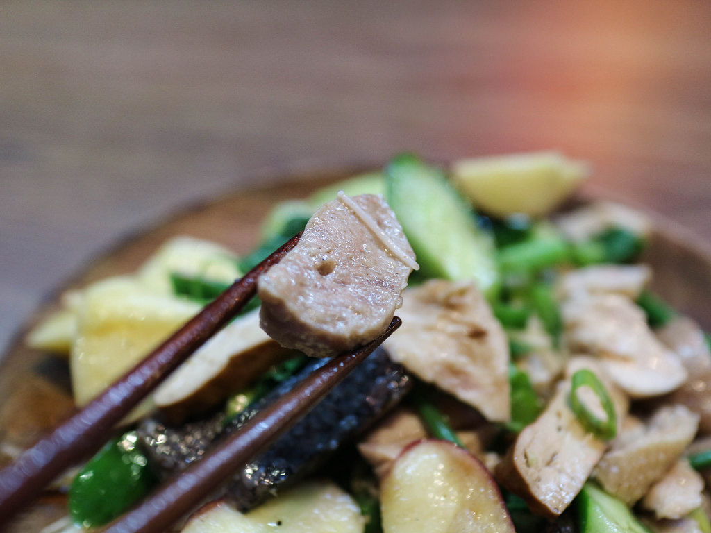 極雞密米苔目鹽水雞 (54)