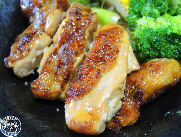 滿座丼屋：呷飽祙【新北三峽･滿座丼屋】現點現做的用心丼飯