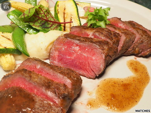 Matches 餐酒館:Matches微醺,燈光美氣氛佳的歐風餐廳菜色新改版,爐烤紐約客軟嫩多汁~ Matches 餐酒館:Matches微醺,燈光美氣氛佳的歐風餐廳菜色新改版,爐烤紐約客軟嫩多汁~