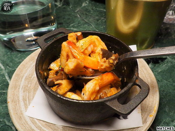 Matches 餐酒館:Matches微醺,燈光美氣氛佳的歐風餐廳菜色新改版,爐烤紐約客軟嫩多汁~ Matches 餐酒館:Matches微醺,燈光美氣氛佳的歐風餐廳菜色新改版,爐烤紐約客軟嫩多汁~