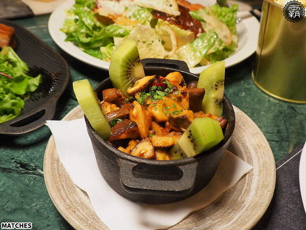 Matches 餐酒館:Matches微醺,燈光美氣氛佳的歐風餐廳菜色新改版,爐烤紐約客軟嫩多汁~ Matches 餐酒館:Matches微醺,燈光美氣氛佳的歐風餐廳菜色新改版,爐烤紐約客軟嫩多汁~