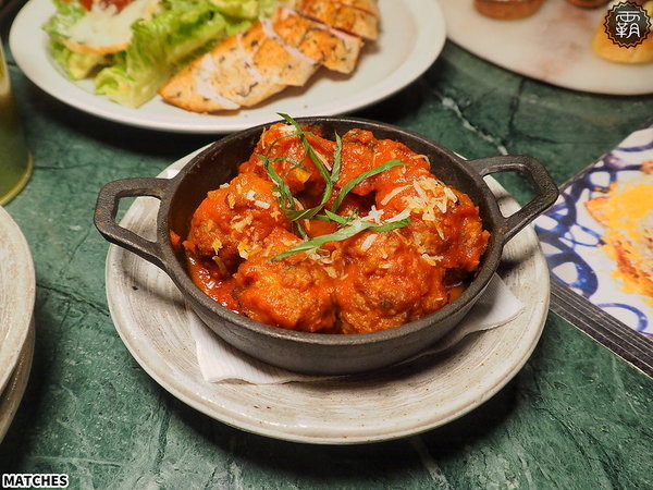 Matches 餐酒館:Matches微醺,燈光美氣氛佳的歐風餐廳菜色新改版,爐烤紐約客軟嫩多汁~ Matches 餐酒館:Matches微醺,燈光美氣氛佳的歐風餐廳菜色新改版,爐烤紐約客軟嫩多汁~