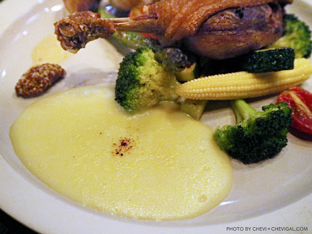 台中西區│Matches＊隱密閣樓中的微醺奢華英倫風，創意歐式排餐披薩燉飯撫慰人心