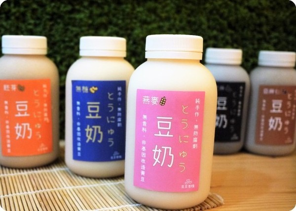 豆豆客棧生機豆漿專賣店:【豆漿推薦】豆豆客棧 - 全豆豆漿第一品牌,濃郁營養又美味,六種口味提供完整營養