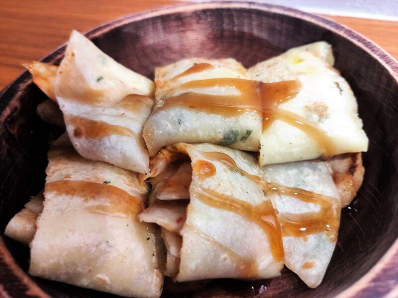 晨初好食 泡菜里肌蛋餅