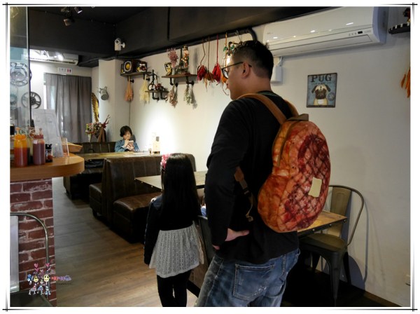 桃園美食,八德美食,晨初好食,早餐,牽絲,犯規,花牆,網美,好拍