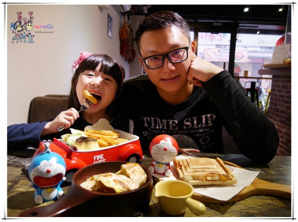 桃園美食,八德美食,晨初好食,早餐,牽絲,犯規,花牆,網美,好拍