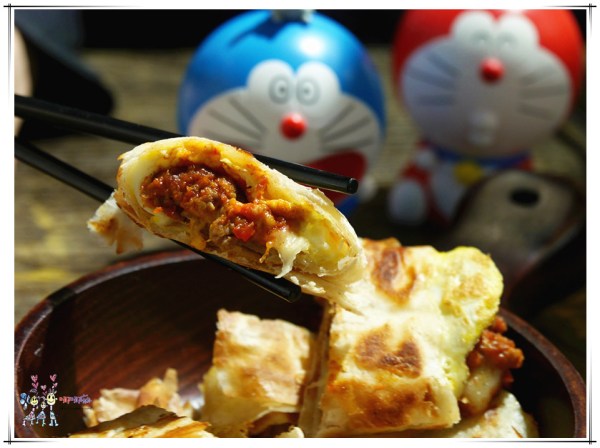 桃園美食,八德美食,晨初好食,早餐,牽絲,犯規,花牆,網美,好拍