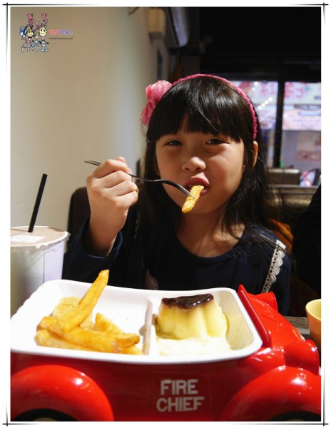 桃園美食,八德美食,晨初好食,早餐,牽絲,犯規,花牆,網美,好拍