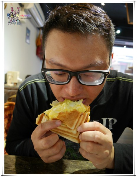 桃園美食,八德美食,晨初好食,早餐,牽絲,犯規,花牆,網美,好拍