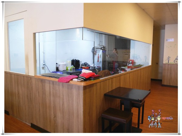 糧殿燒餃子,龍潭美食,桃園美食,日式料理,燒餃子,煎餃,IG,玉子燒,804美食,正妹