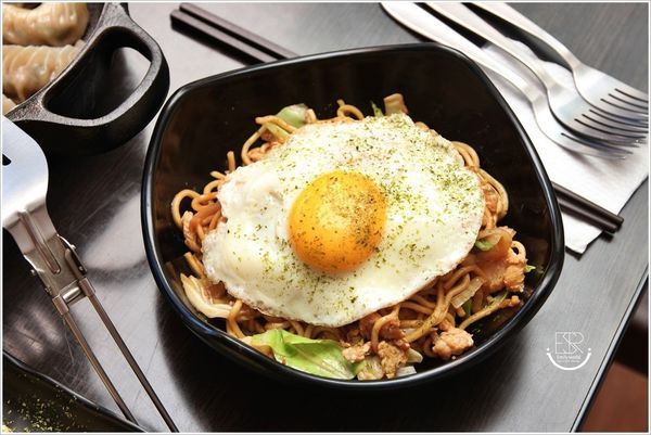 糧殿燒餃子 (12).JPG