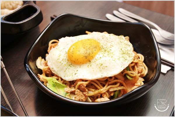 糧殿燒餃子 (11).JPG