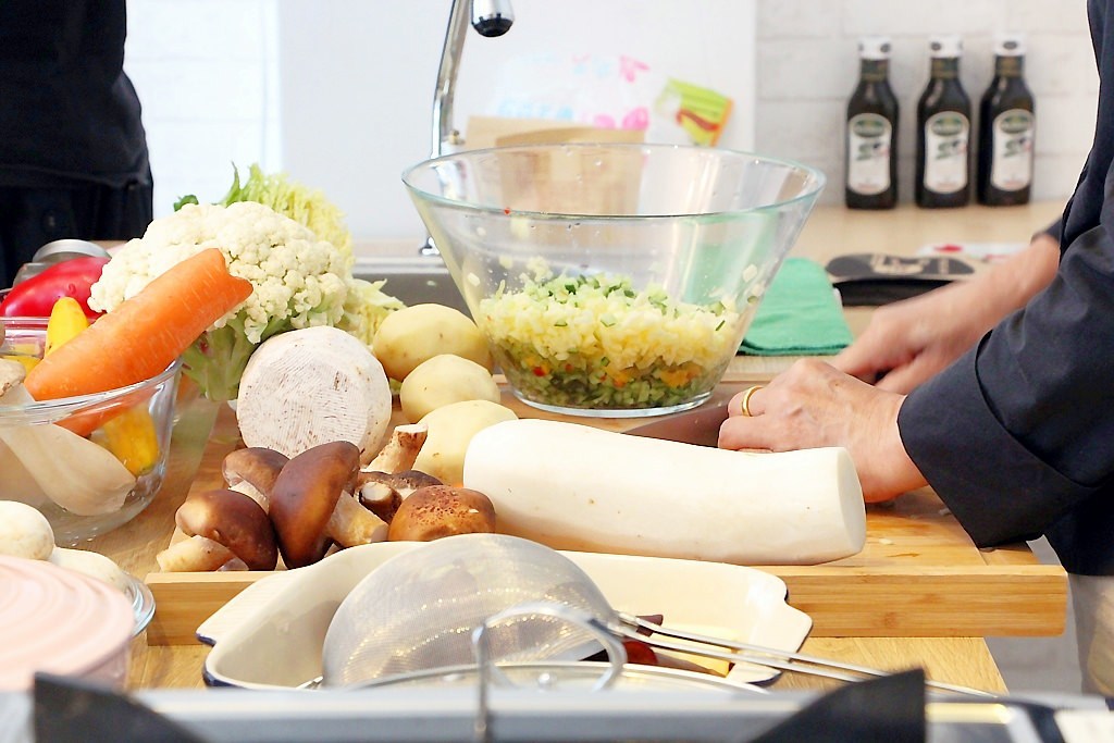 台中蔬食餐廳，寶草好時光! - 微笑Joe幸運