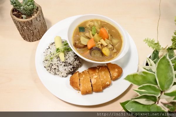 寶草好時光-異國蔬食咖啡 (24).jpg
