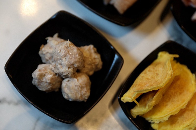 中和美食老先覺功夫窯燒鍋麻辣鴛鴦鍋推薦054