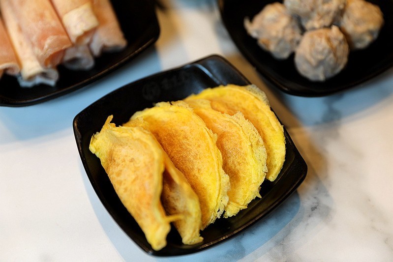 中和美食老先覺功夫窯燒鍋麻辣鴛鴦鍋推薦050