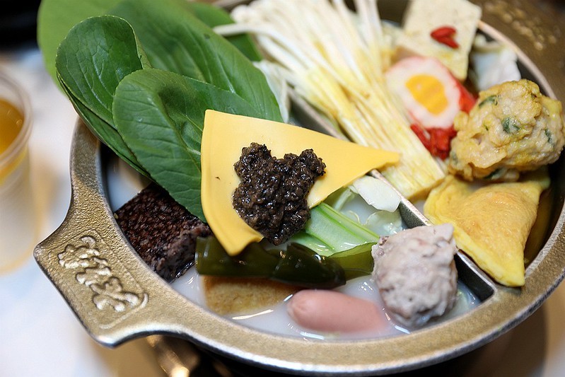 中和美食老先覺功夫窯燒鍋麻辣鴛鴦鍋推薦073