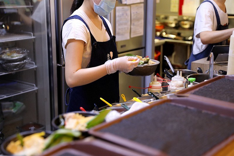中和美食老先覺功夫窯燒鍋麻辣鴛鴦鍋推薦030