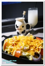 TAKE OUT burger & cafe(忠孝新生店):台北捷運忠孝新生站/手工漢堡.最療癒的貓咪餐廳──TAKE OUT.忠孝新生店