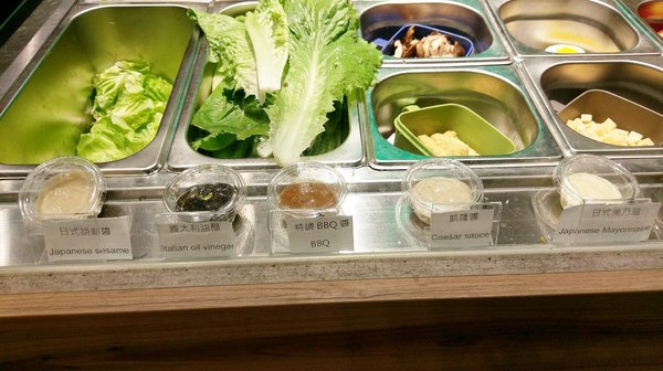 Choplachopla salad bar 恰拉恰拉自選沙拉吧：Choplachopla salad bar 恰拉恰拉自選沙拉吧-台中西區蔬食沙拉吧  前一天吃大餐的罪惡感  就來這邊消除吧